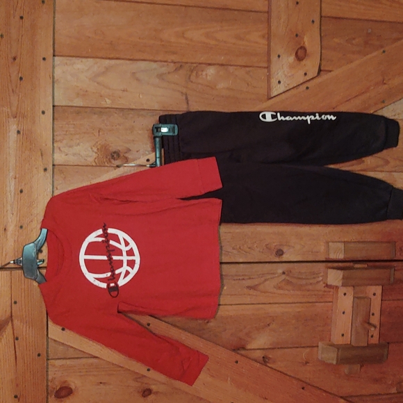 Boys Champion Size 5/6 Winter Outfit - Picture 1 of 3